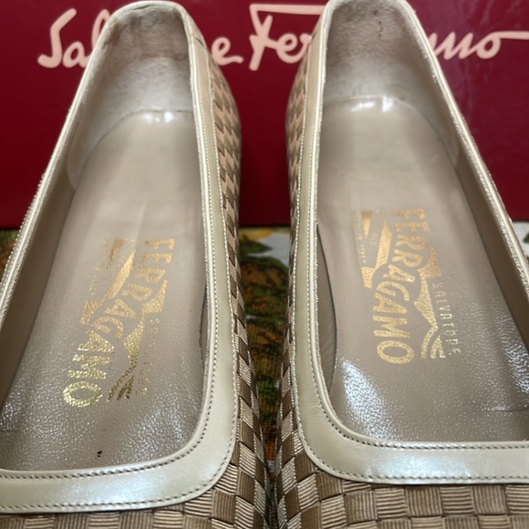 Salvatore Ferragamo Vintage Pumps MARISA CALF Basket Weave Size 7B - Picture 4 of 11